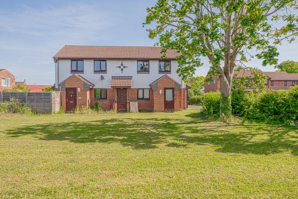 Eayre Court, St. Neots, Cambridgeshire, PE19 1QZ - View 2