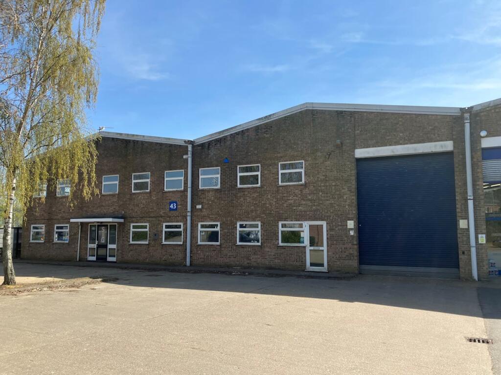 Main image of property: 43 White Lodge Trading Estate, Hall Road, Norwich, NR4 6DG