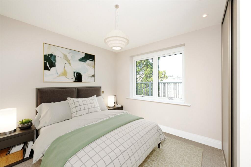 Apartment in Elmbridge, Claygate - More