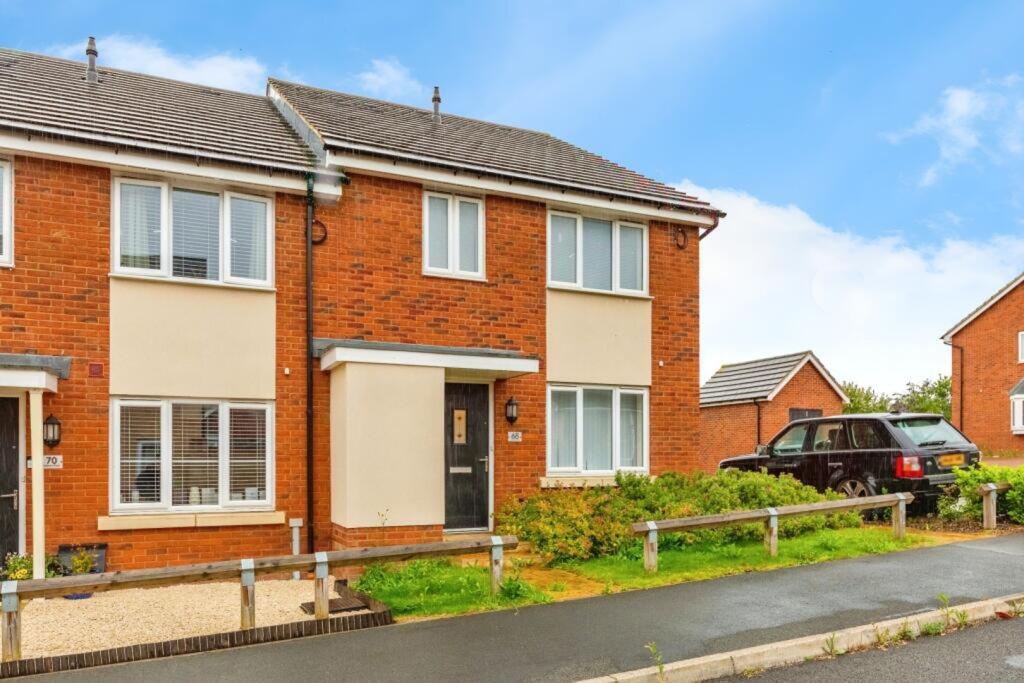 Main image of property: Neptune Road, Wellingborough, NN8