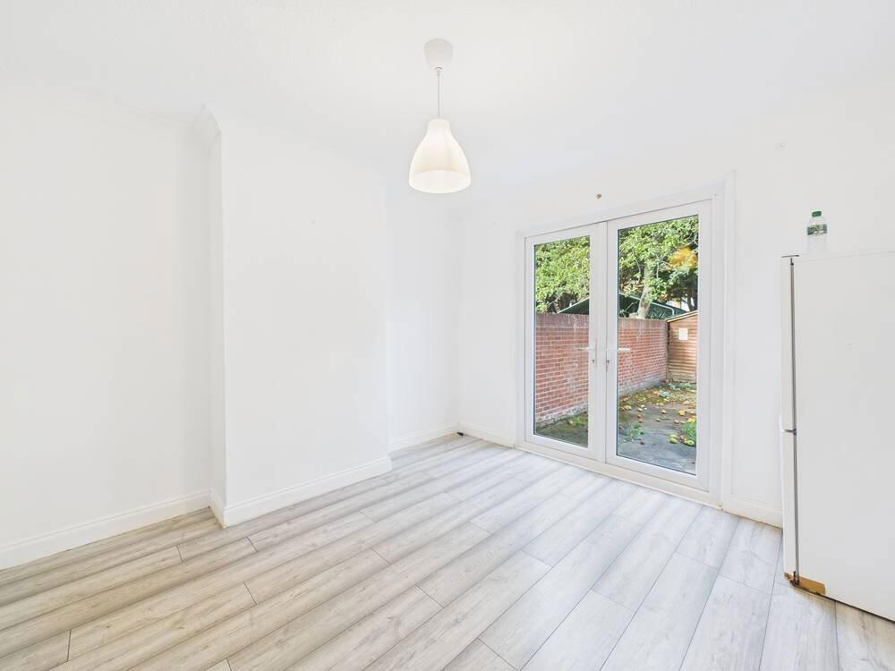 Raleigh Road, Feltham, Feltham, TW13 4LP photo 4