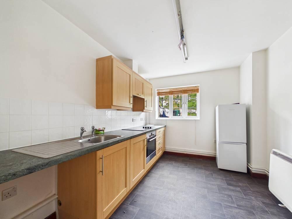 Apartment in Ipswich - View 4