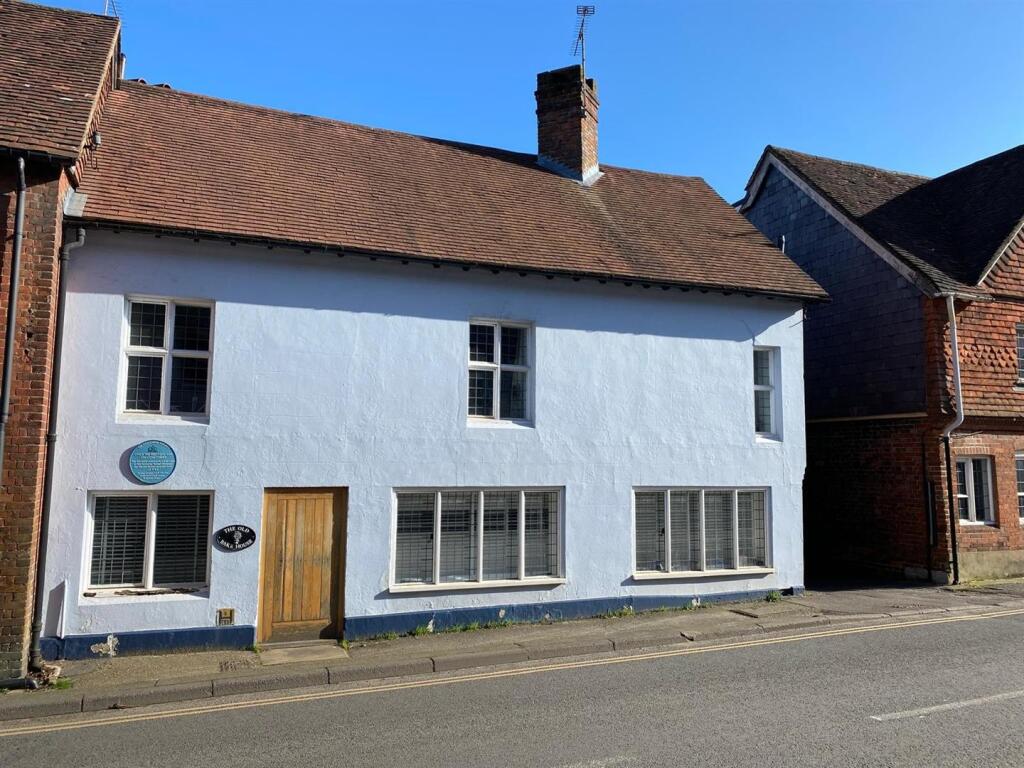 Main image of property: Petworth Road, Haslemere