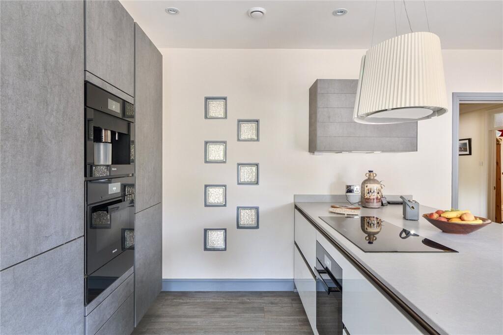 Domus Drive, Shepton Mallet, Somerset, BA4 photo 4
