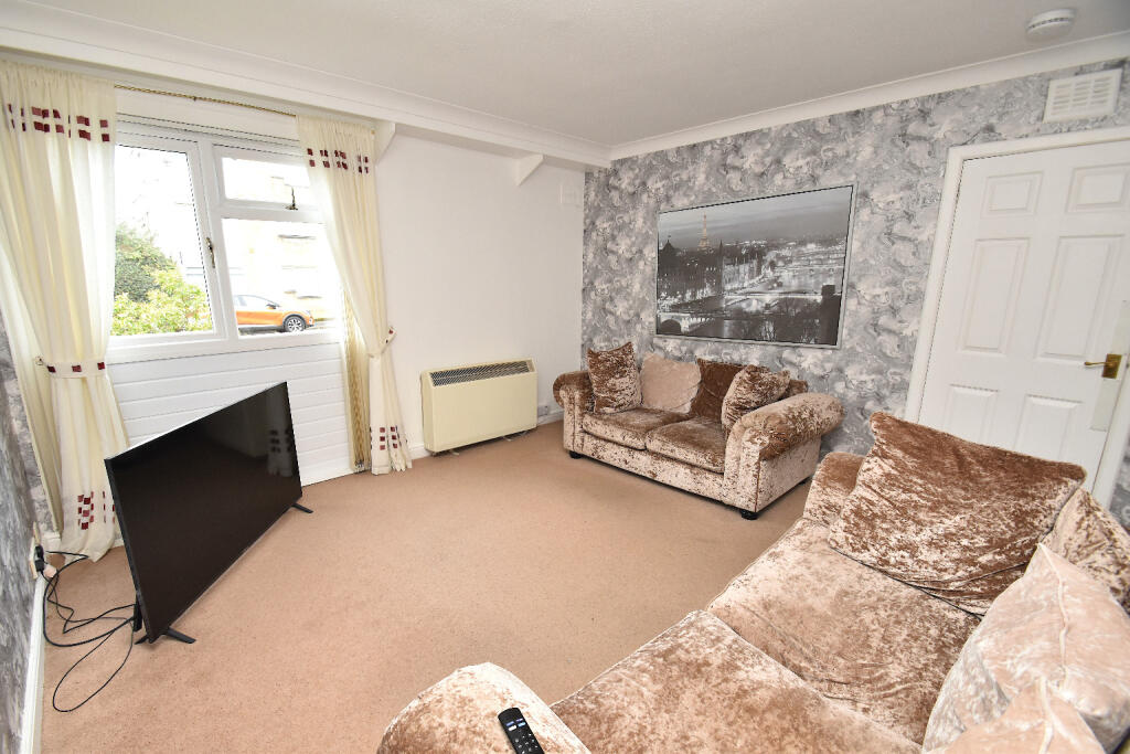 Apartment in Glasgow - View 2