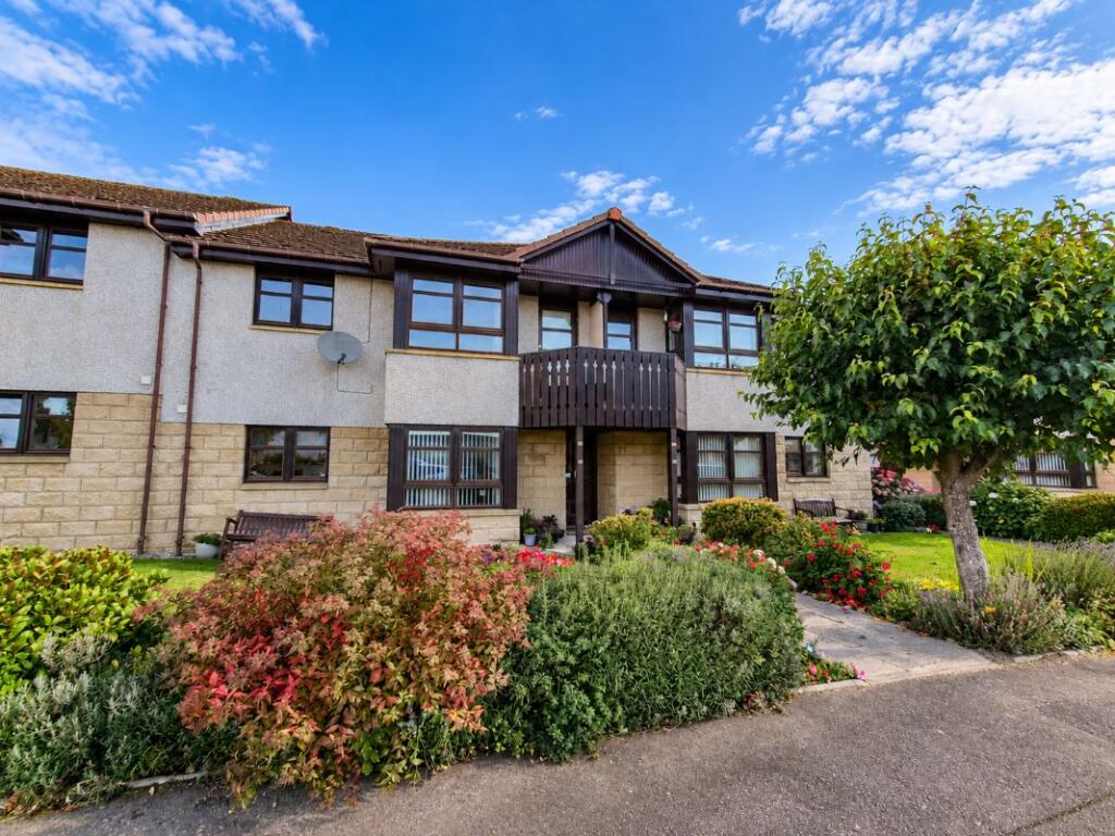Main image of property: 23 Tillybrake Gardens, Banchory, Aberdeenshire, AB31 5QG