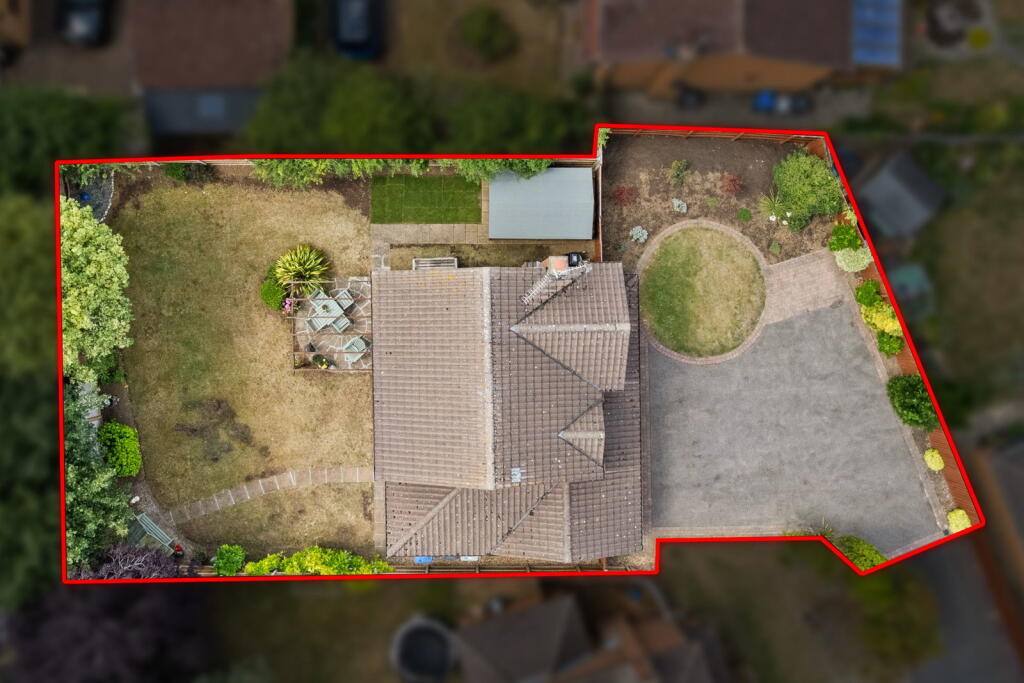 House in Barton Seagrave, North Northamptonshire - View 2