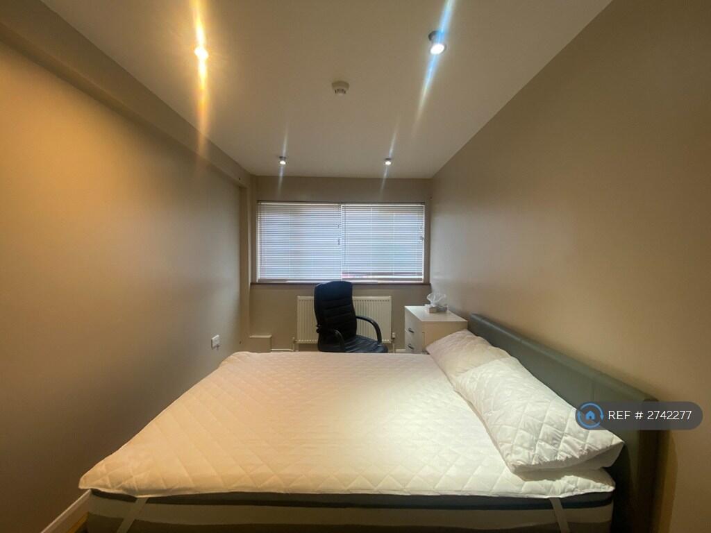 Main image of property: Swasdale Road, Luton, LU3