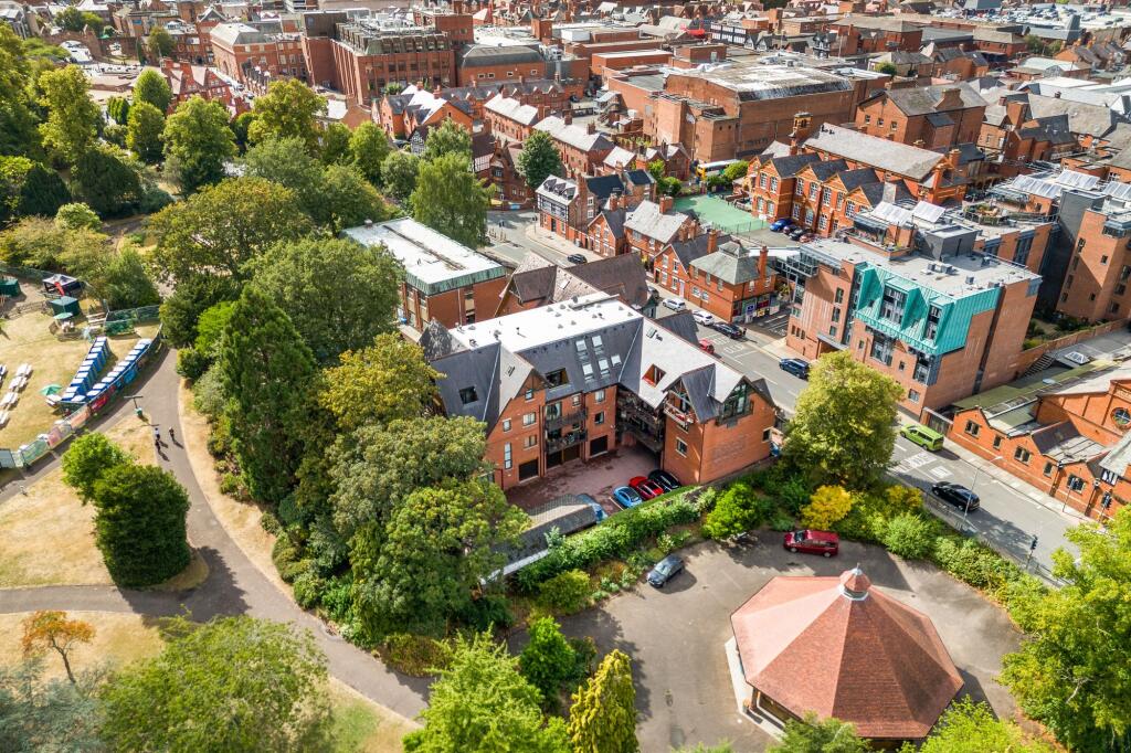 Apartment in Chester - View 4
