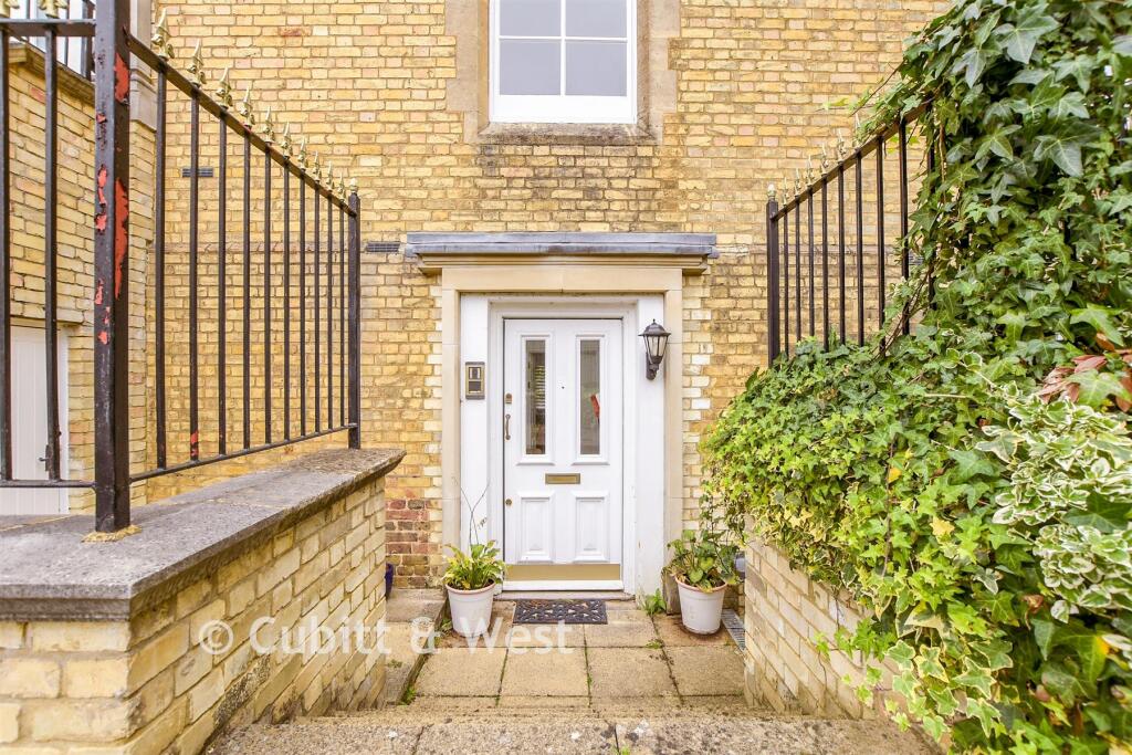 Main image of property: Royal Earlswood Park, Redhill, Surrey