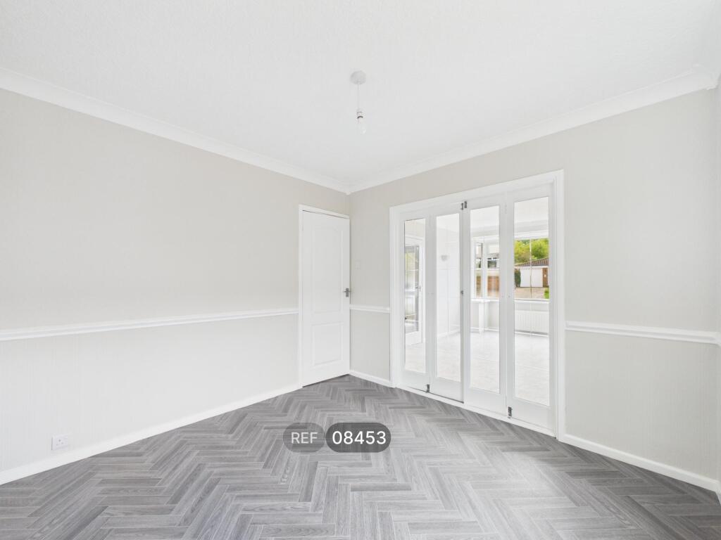 House in Nottingham - View 5