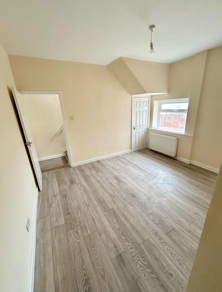 House in Sunderland, Little Eppleton, Hetton - View 4