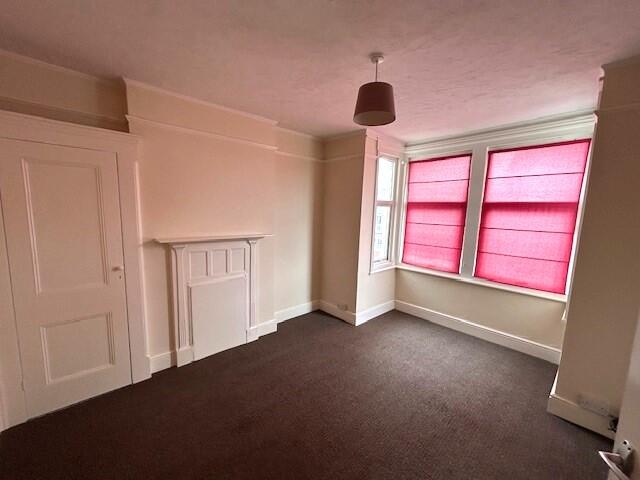 Apartment in Ipswich - More