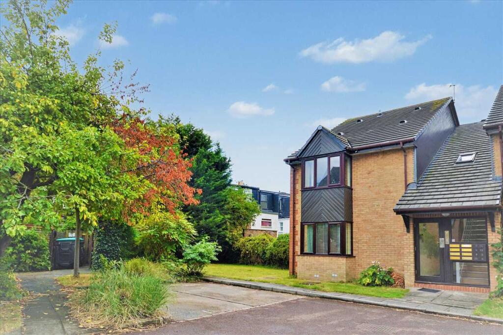 Main image of property: Beaulieu Place, Chiswick, Chiswick