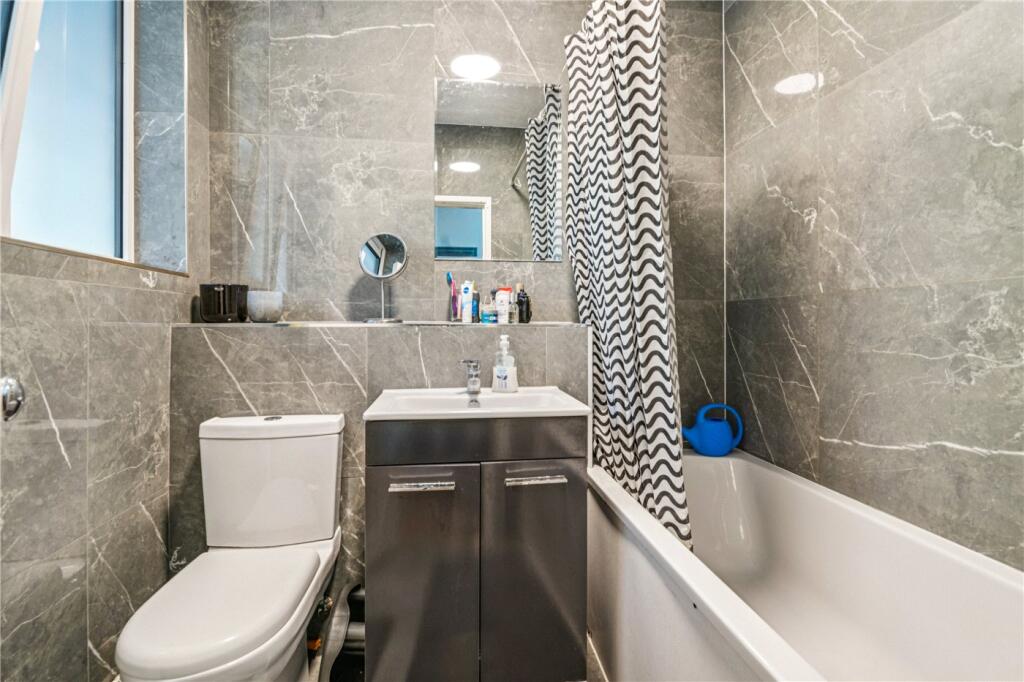 Apartment in London, City of Westminster - More