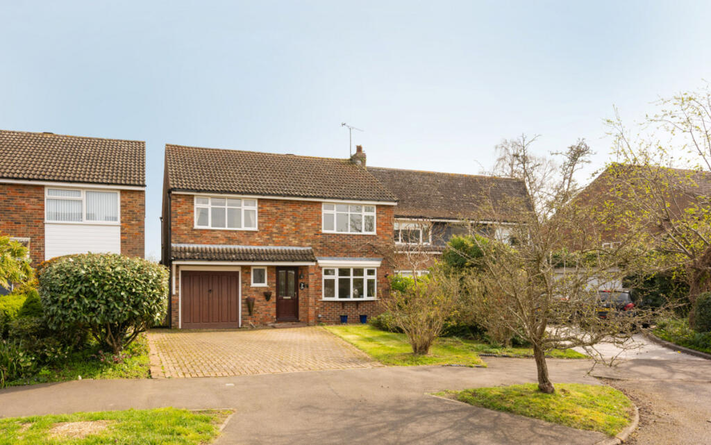Godfries Close, Welwyn, AL6