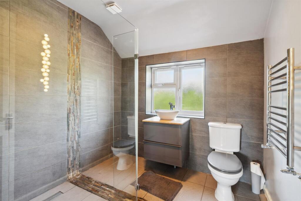 House in Solihull, Knowle - More