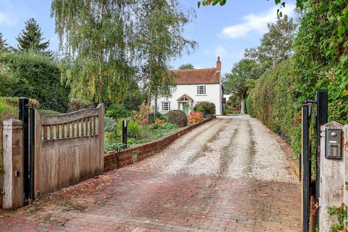 4-bed detached on Dunmow Road, Fyfield, CM5, £1,700,000