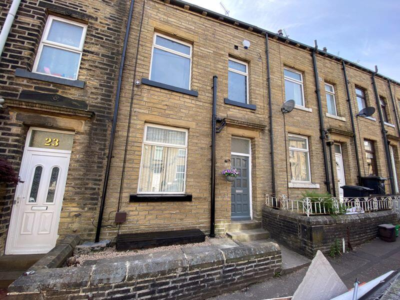 Main image of property: 25 Albert Road, Sowerby Bridge, HX6 2PA