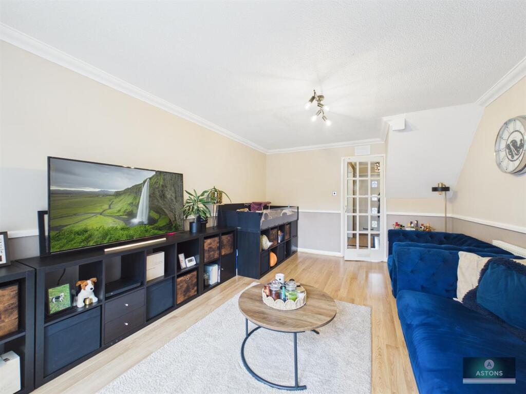 House in Crawley, West Sussex - View 5