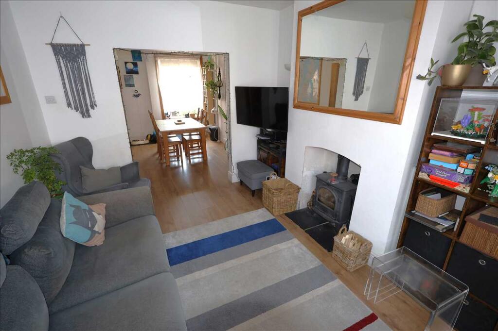 House in Milton Keynes, Wolverton and Greenleys - View 3
