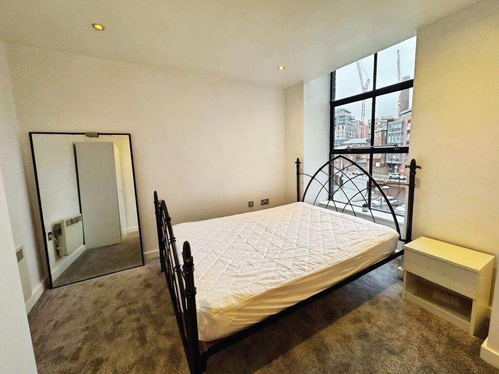 Apartment in Leeds - View 5