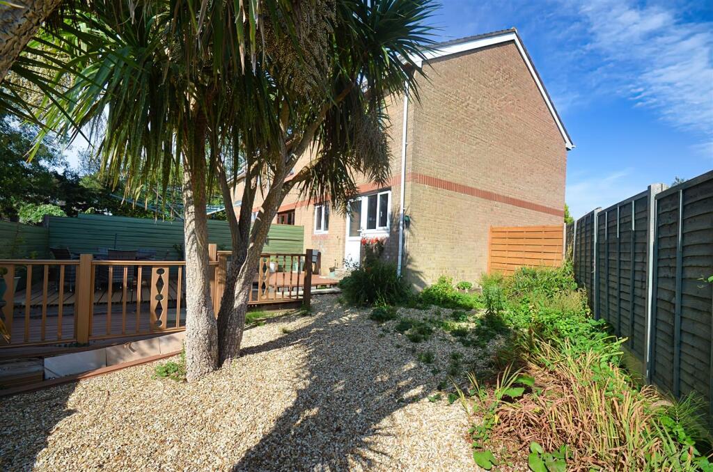 House in Ryde, Swanmore - View 5