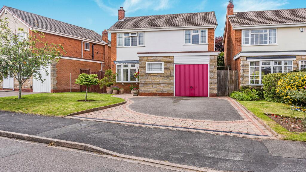 Main image of property: Loxley Road, Four Oaks, B75