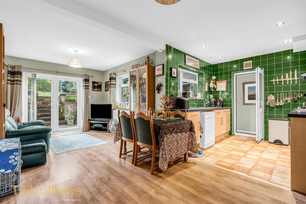 House in Stevenage - View 5