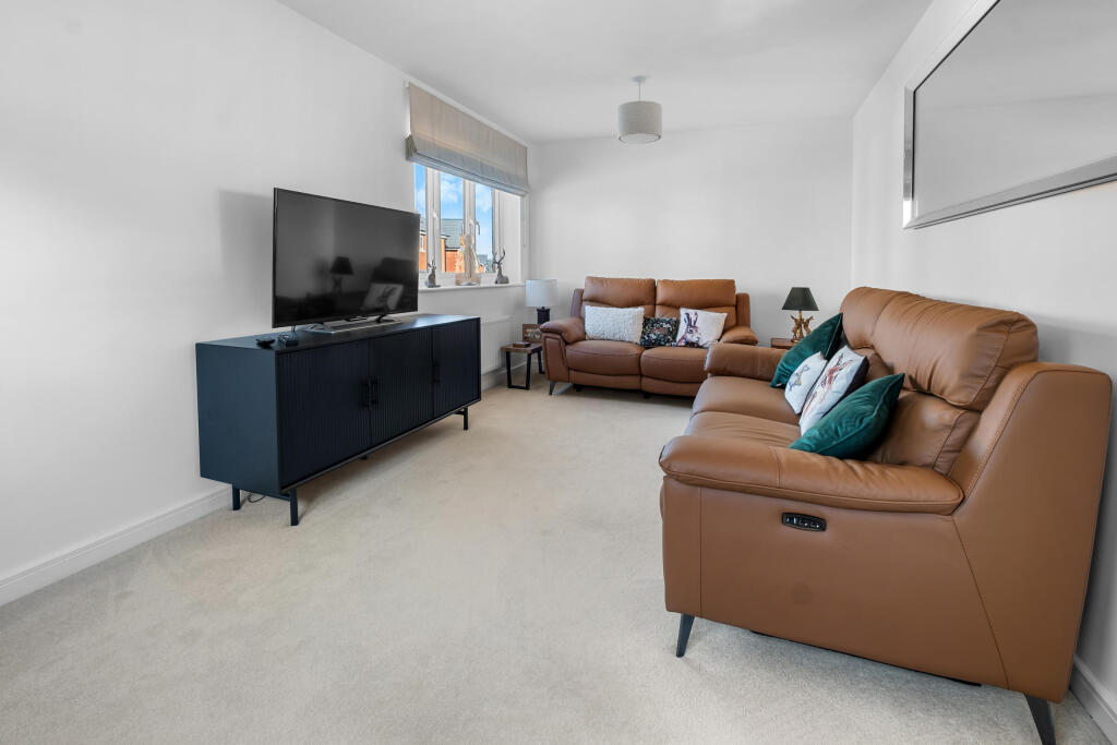 Additional image 3 of Maple Close, Bromsgrove B61 7FH