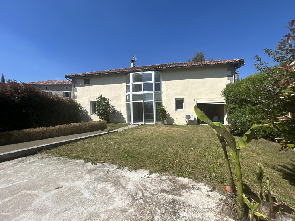 Main image of property: Poitou-Charentes, Charente, Montemboeuf