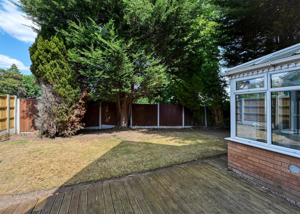House in Wolverhampton, Compton - View 3