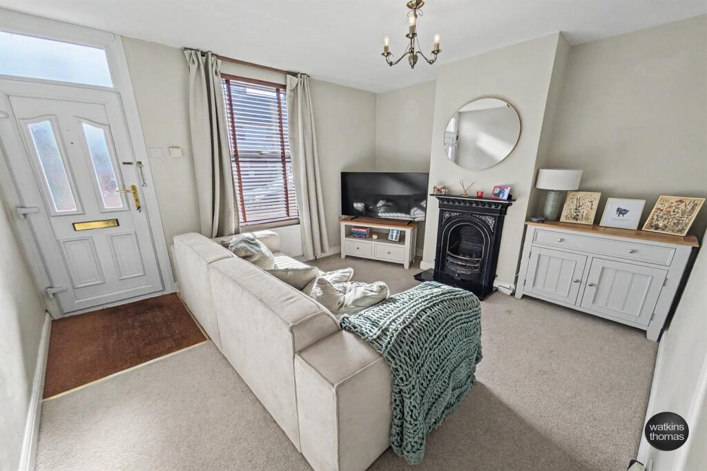 House in Hereford, Herefordshire - View 2