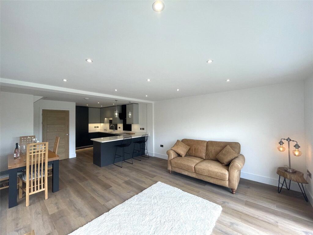 House in Tewkesbury, Ashchurch Rural - More