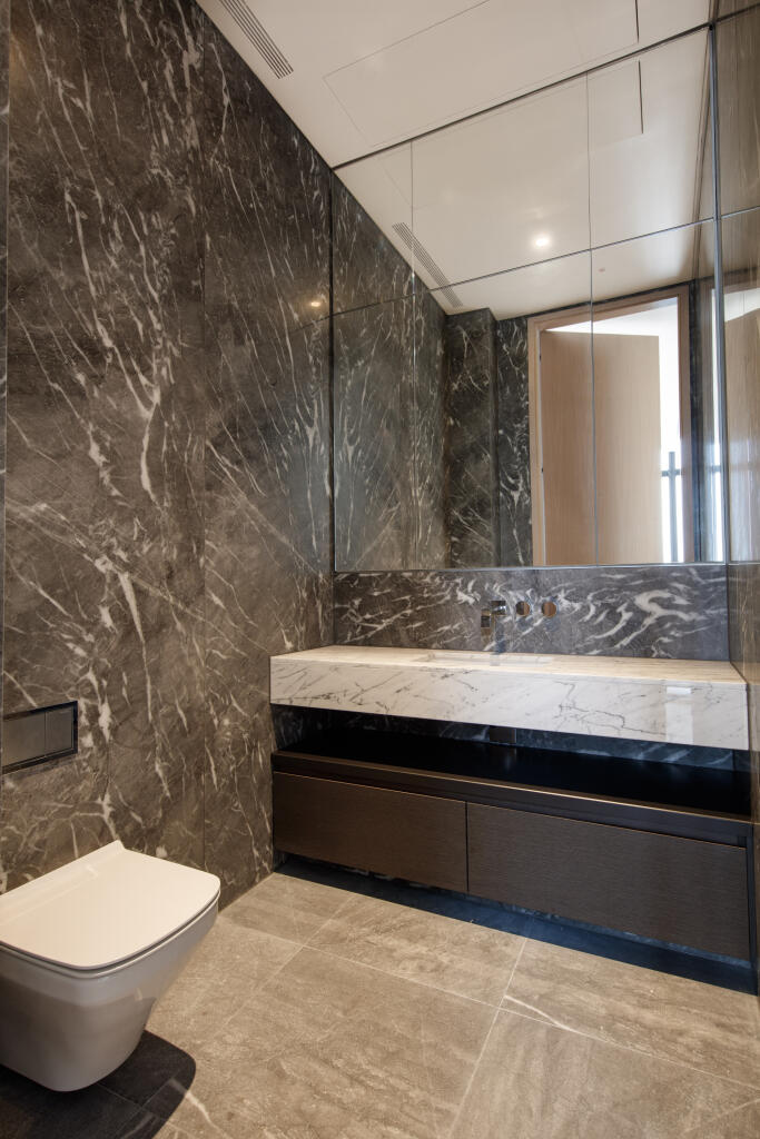 Apartment in London - View 3