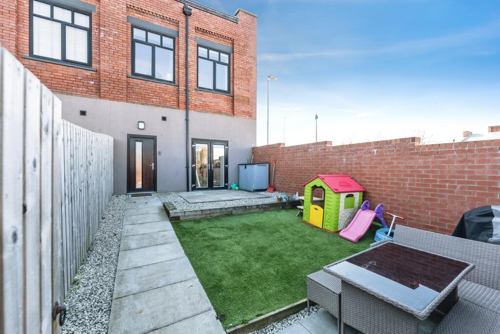 Main image of property: Sterling Rise, Morley, Leeds