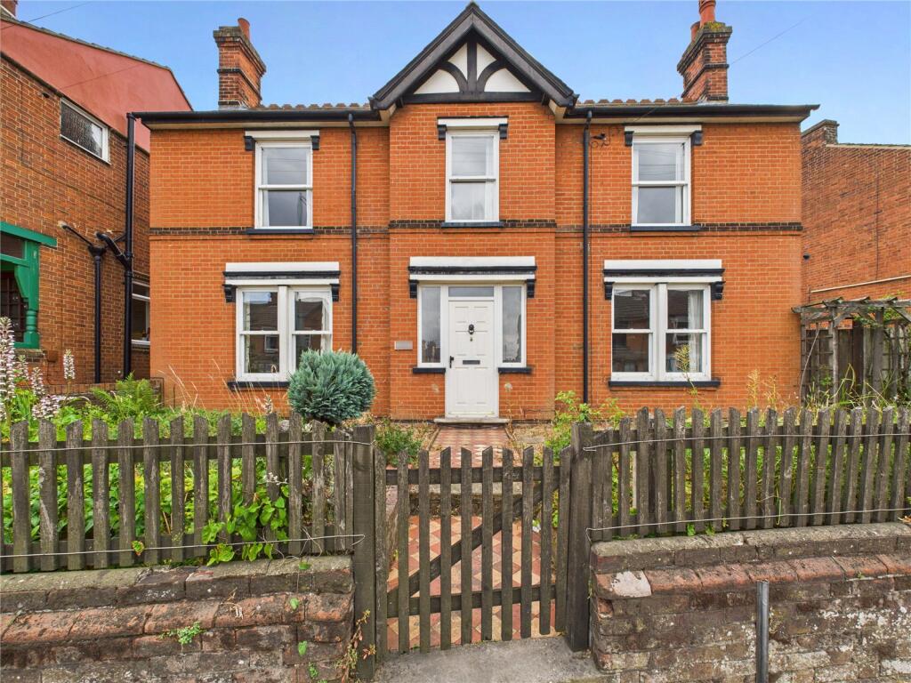 4-bed detached on Bramford Road, Ipswich, Suffolk, IP1, £290,000