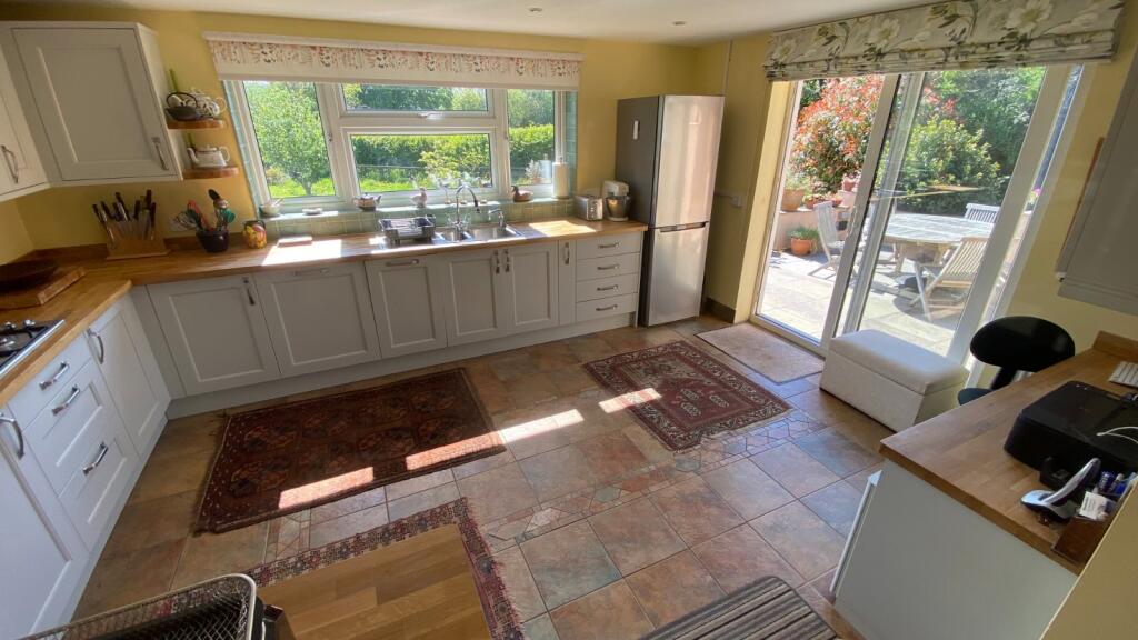 Combe Close, Bicknoller, Taunton, Somerset, TA4 photo 4