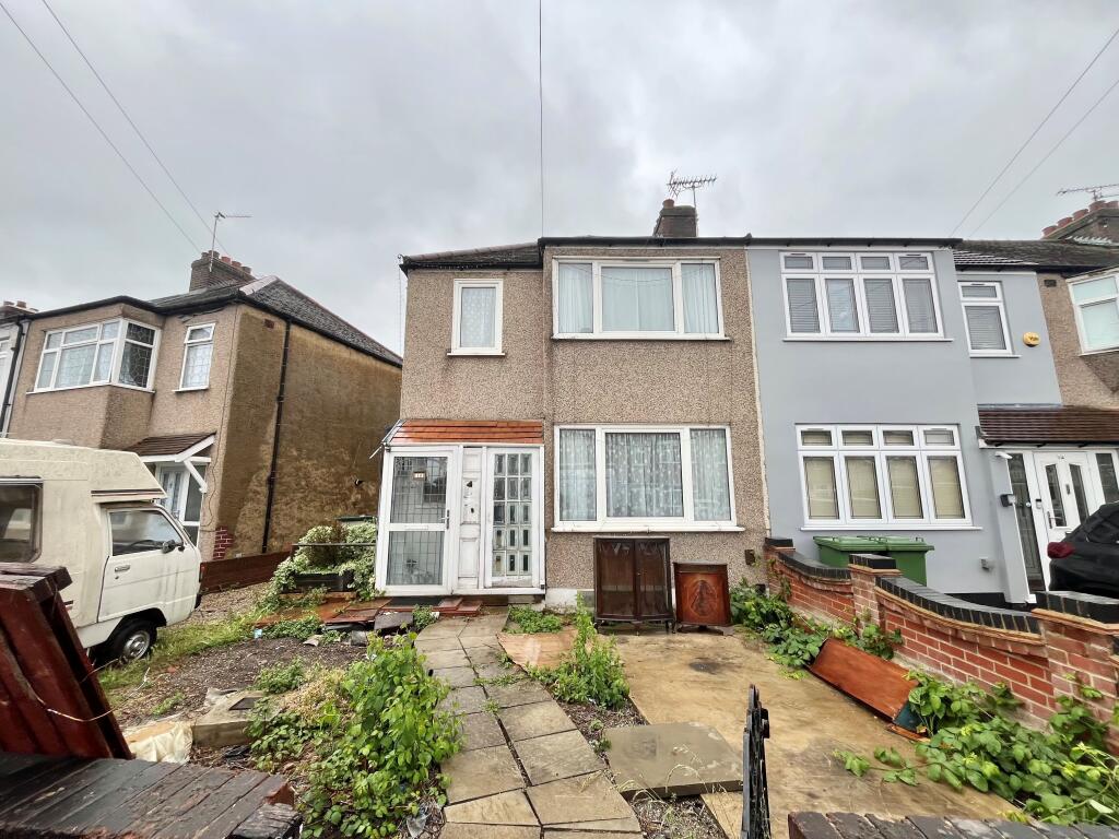 Main image of property: Gainsborough Road, Rainham