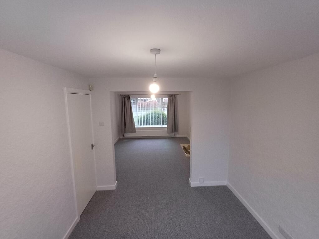Penrhyn Crescent, Stockport, SK7 photo 4