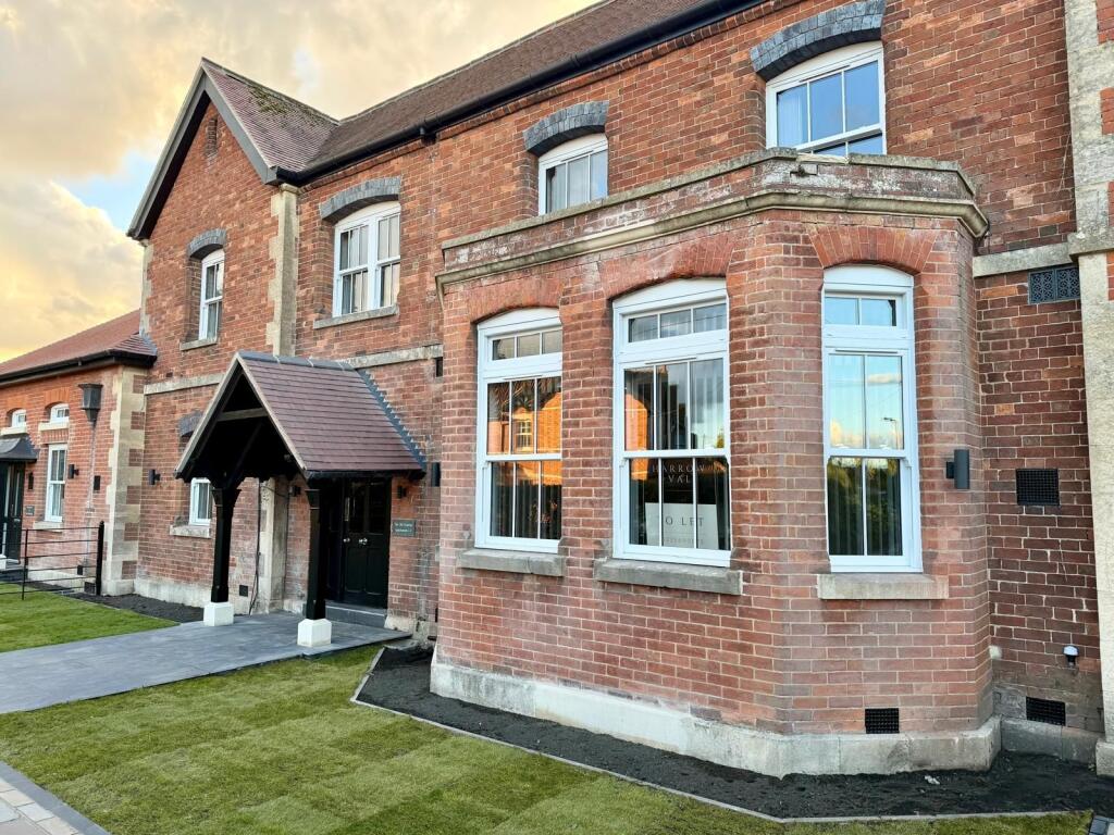 2 The Old Hospital, New Park Road, Devizes