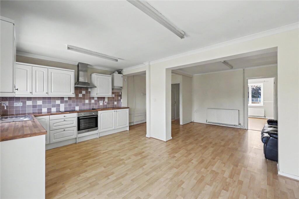 Harlington Avenue, Hellesdon, Norwich, Norfolk, NR6 photo 2