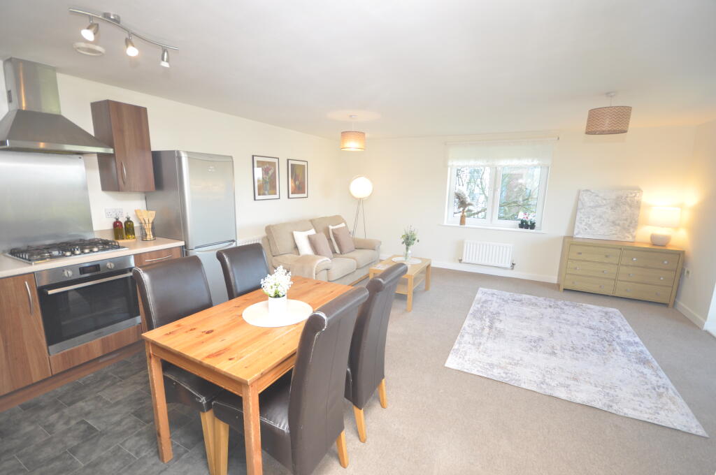 Apartment in Chelmsford - View 2