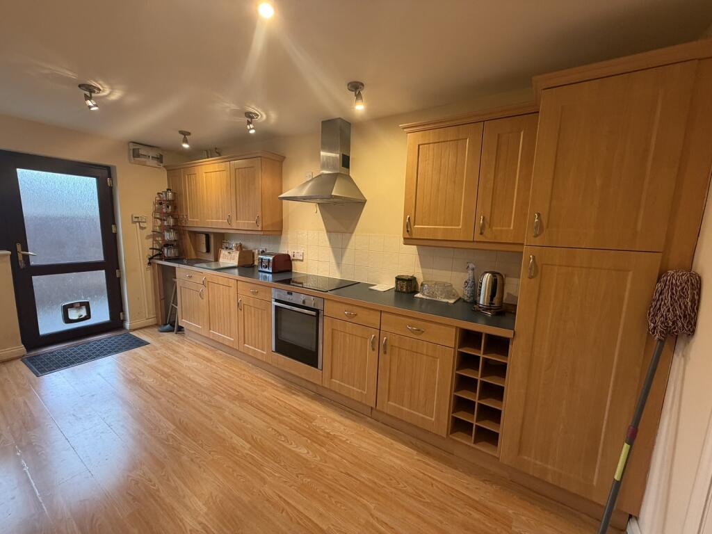 House in Swansea - View 4