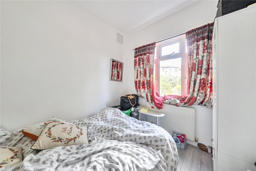 Apartment in London - More