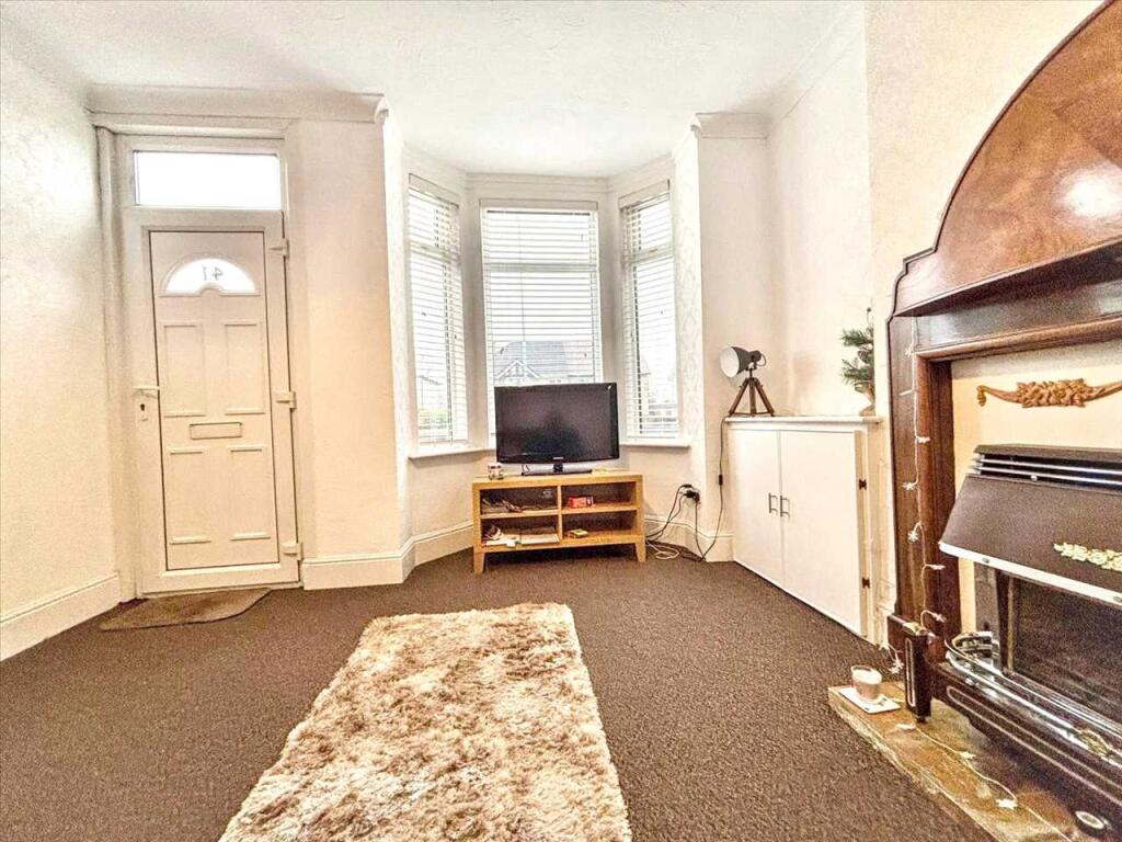 Kingsway, Kirkby in Ashfield photo 4