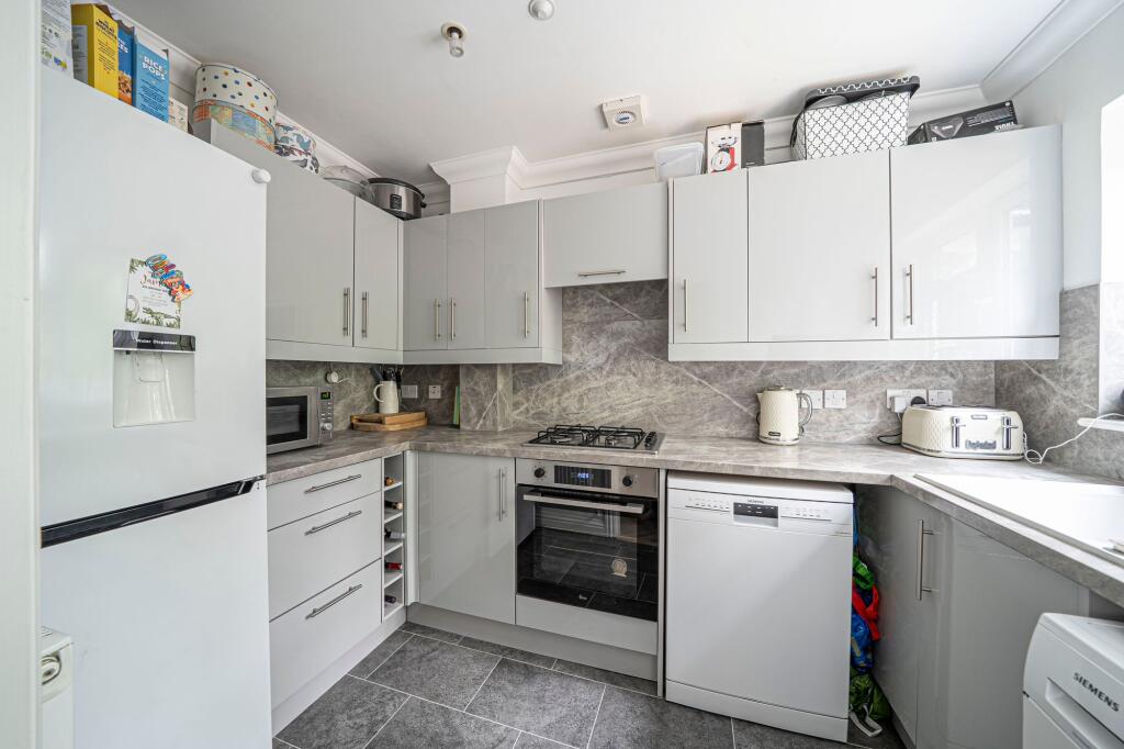 House in Test Valley, Andover - More