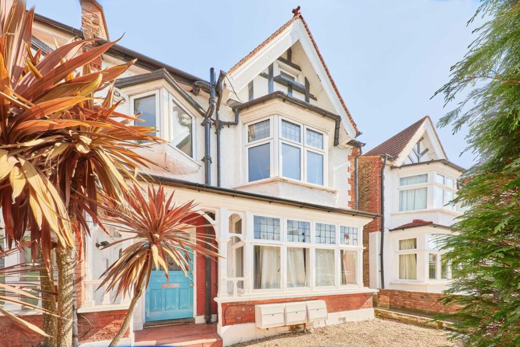 Main image of property: Wavertree Road, Streatham Hill