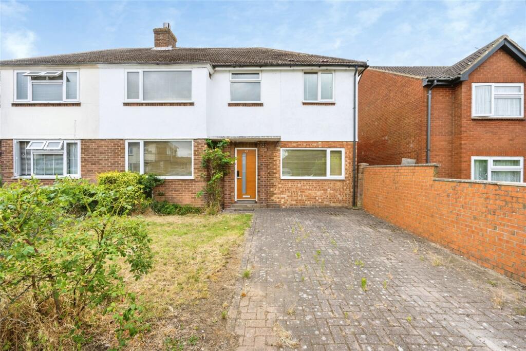 Main image of property: The Crossway, Luton, Bedfordshire, LU1