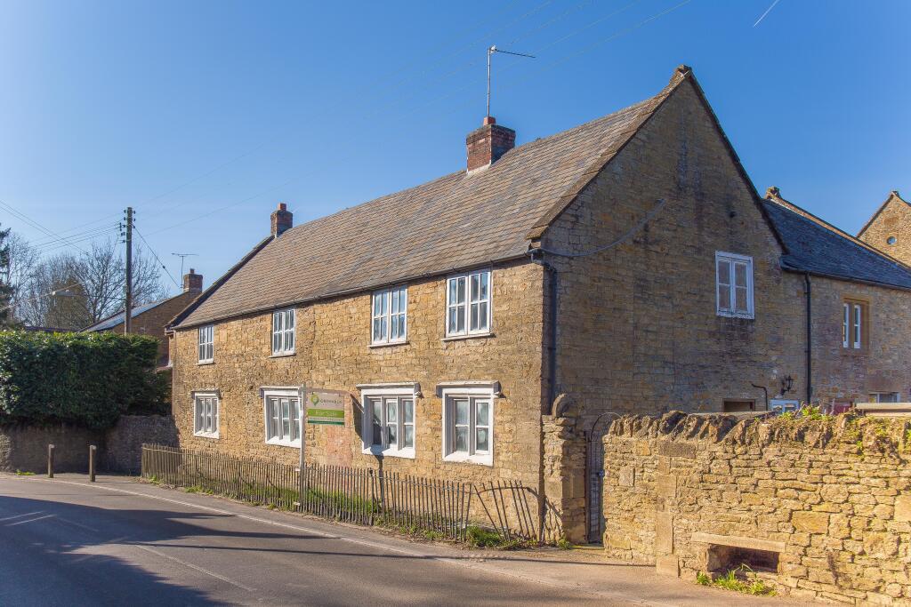 Main image of property: Flat 5
Manor Farm House
Gooseacre Lane
West Coker, Yeovil, BA22 9BA